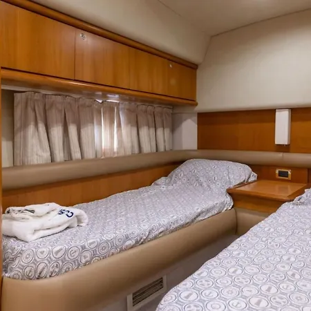 Botel Ea Antalya Yatch *